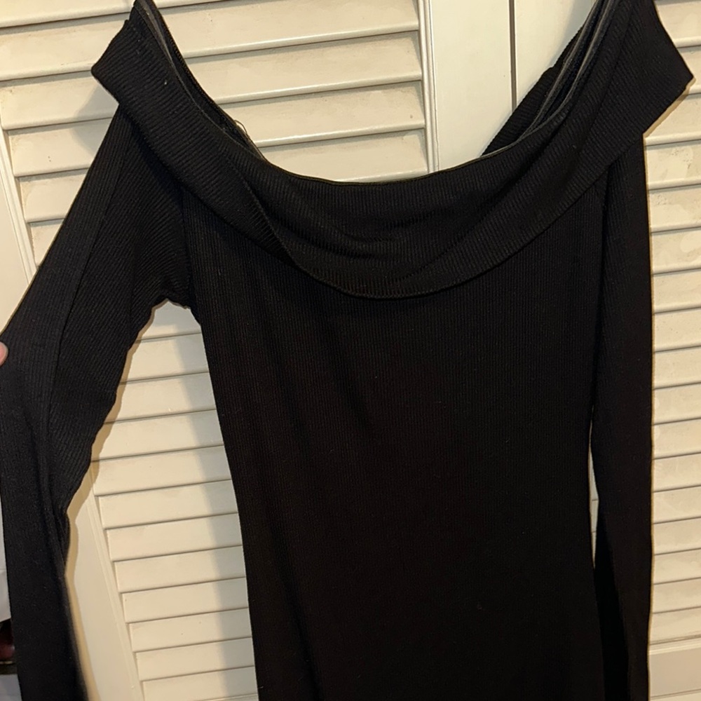 White Fox Boutique Black Off-Shoulder Mini Dress